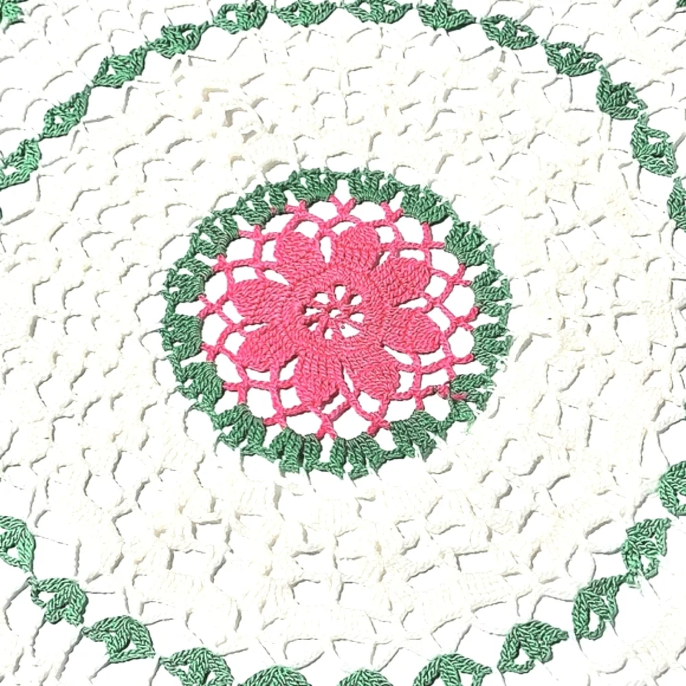 Vintage Doily Beautiful Lace Pink Floral 24